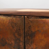 <a href="https://www.galeriegosserez.com/artistes/loellmann-valentin.html">Valentin Loellmann </a> - Copper - Small Credenza